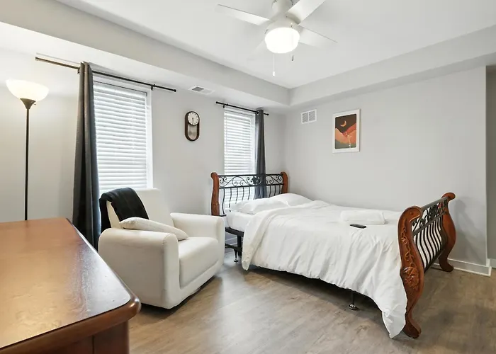 Ferienhaus Cozy Historic Row Home- Near Stadiums! Pittsburgh