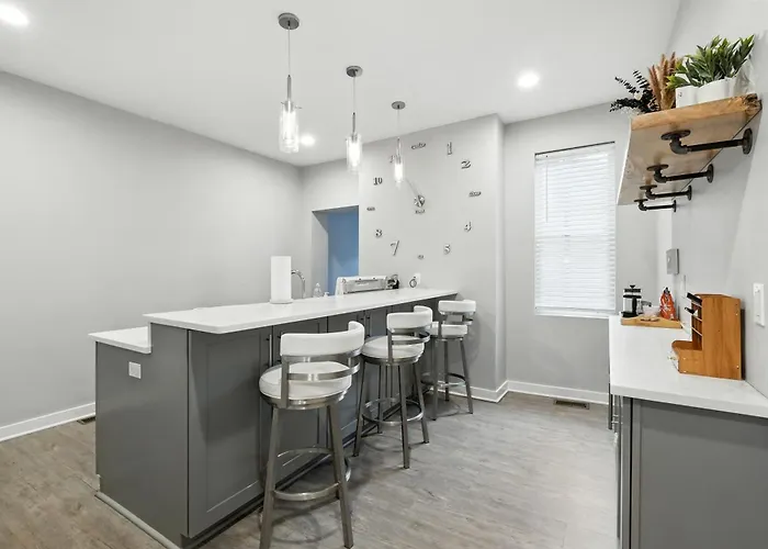 Holiday home Cozy Historic Row Home- Near Stadiums! Pittsburgh